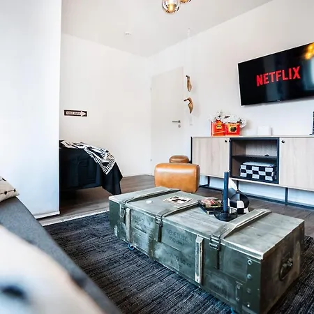 Apartment 1 Bedroom Studio - Zentral - Parkhaus - Business - Kaffee - Netflix - Smart Tv - Kueche *